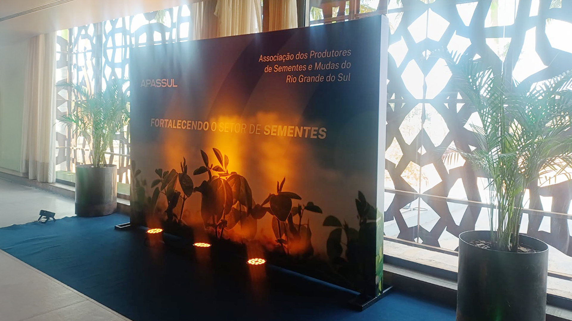 ngd-nucleo-grafico-empresa-backdrop-1920x1080-apassul